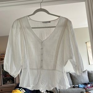 Lush cute summer top, never worn.